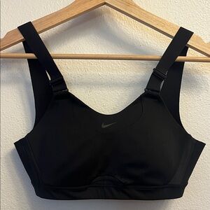 Nike Sports Bra High Performance with Padding